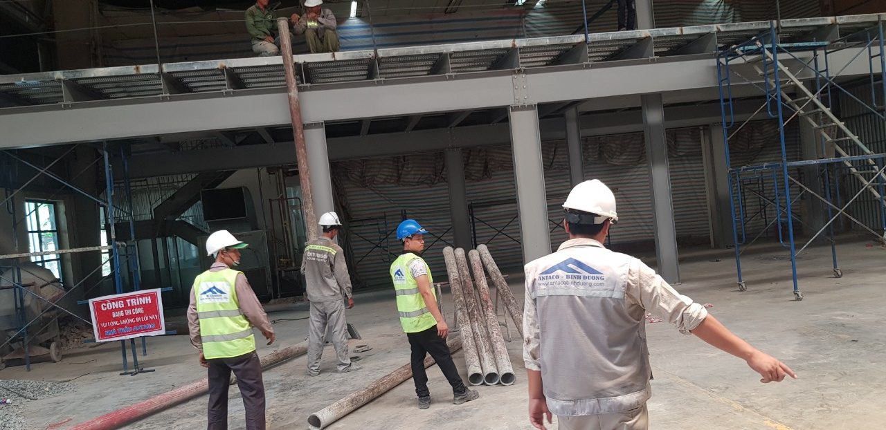 thi-công-lắp-đặt-panel-cho-công-trình mua bán và lắp đặt nhà xưởng cũ